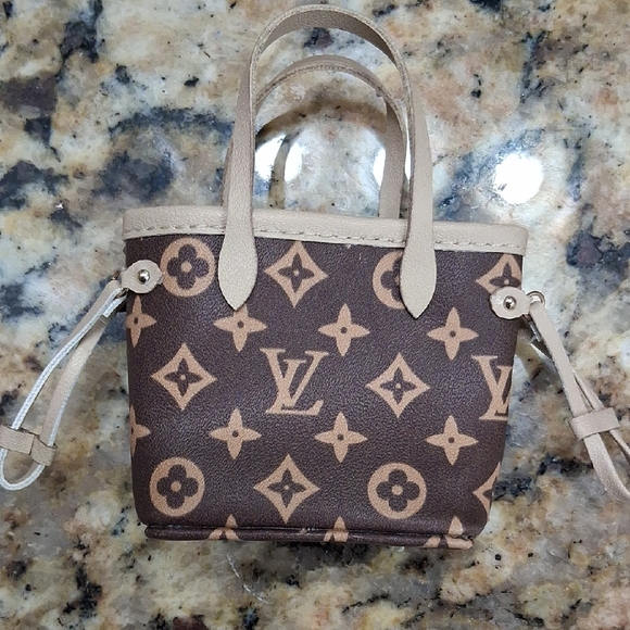 Labubu Louis Vuitton Brown and Tan Monogram Tote - Picture 4 of 4